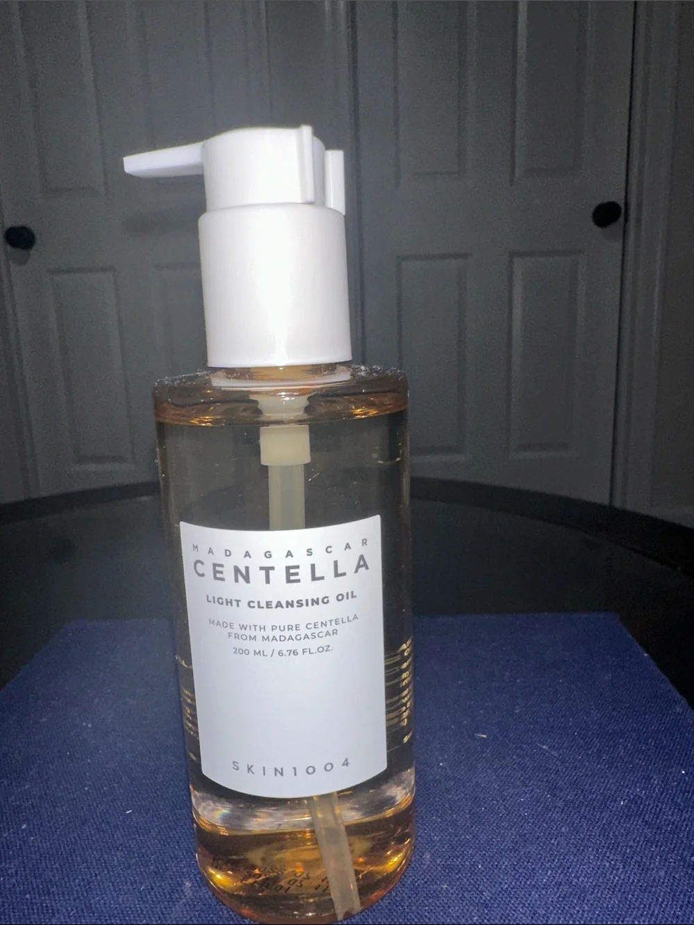 SKIN1004 Madagascar Centella Light Cleansing Oil - Clear Amber